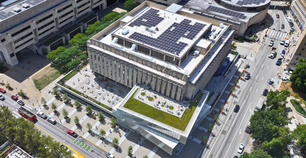 Rooftop solar on top of Hillman Library